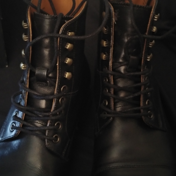 Polo Boots with Lug Sole - Picture 7 of 7